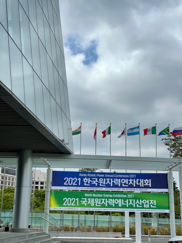 012e5a7929ec7fd7523df130e90bf043_1621174